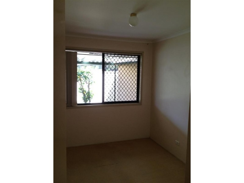 2/9 Elm Court, Labrador QLD 4215