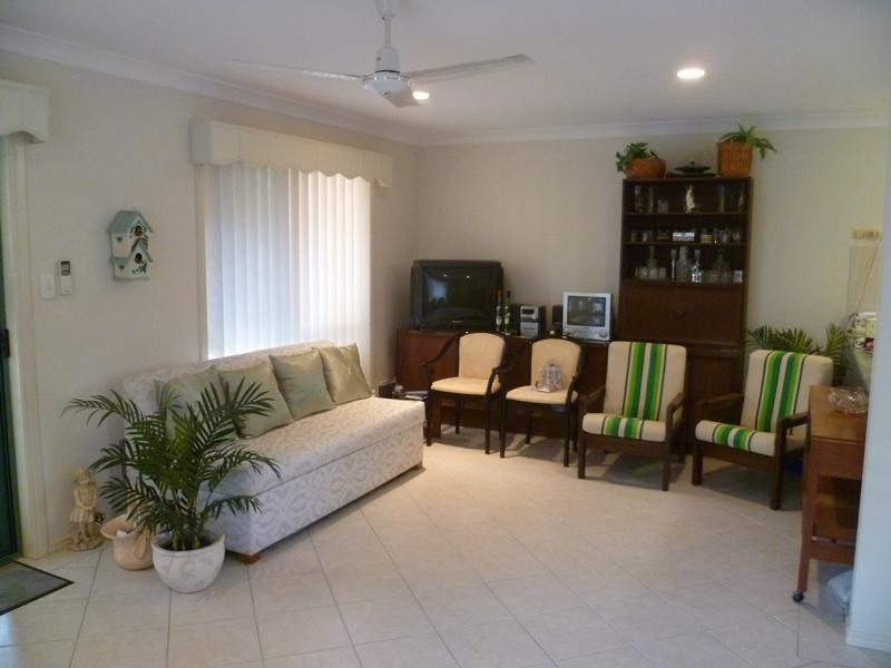 6 Thyme Court, Runaway Bay QLD 4216