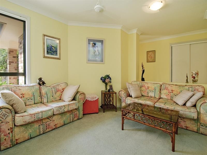 10 Thyme Court, Runaway Bay QLD 4216