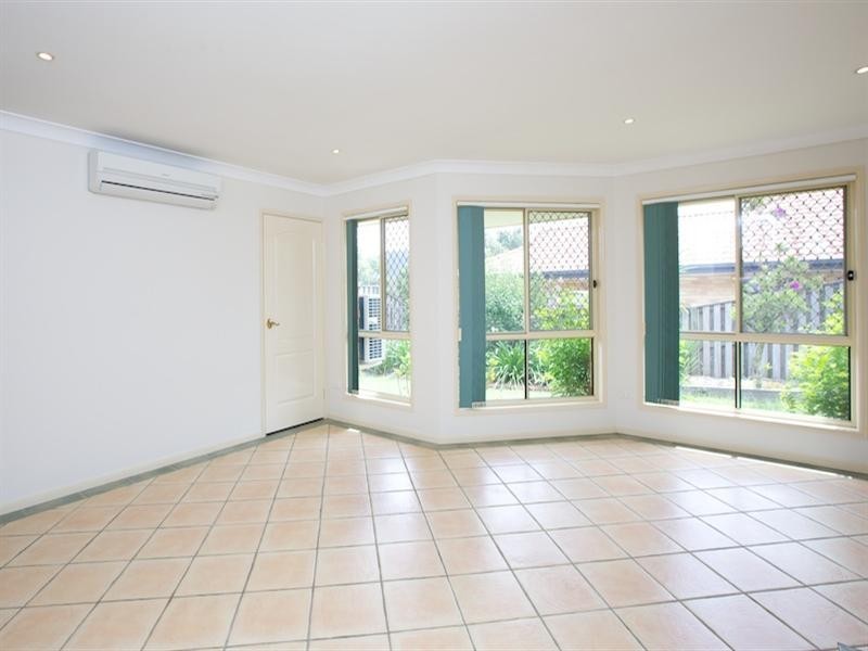 3 Brittany Drive, Oxenford QLD 4210