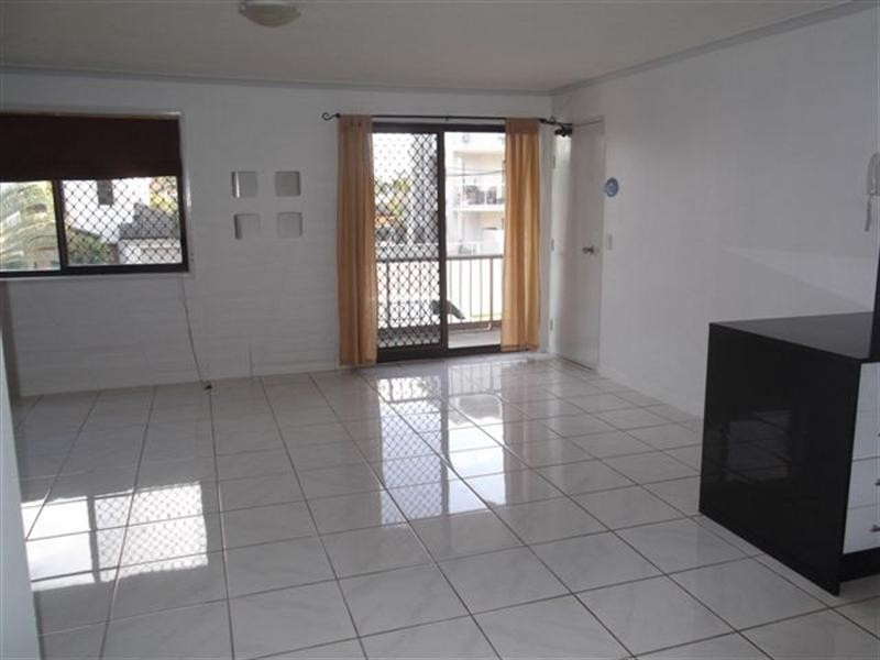 9/9 Bradford Street, Labrador QLD 4215