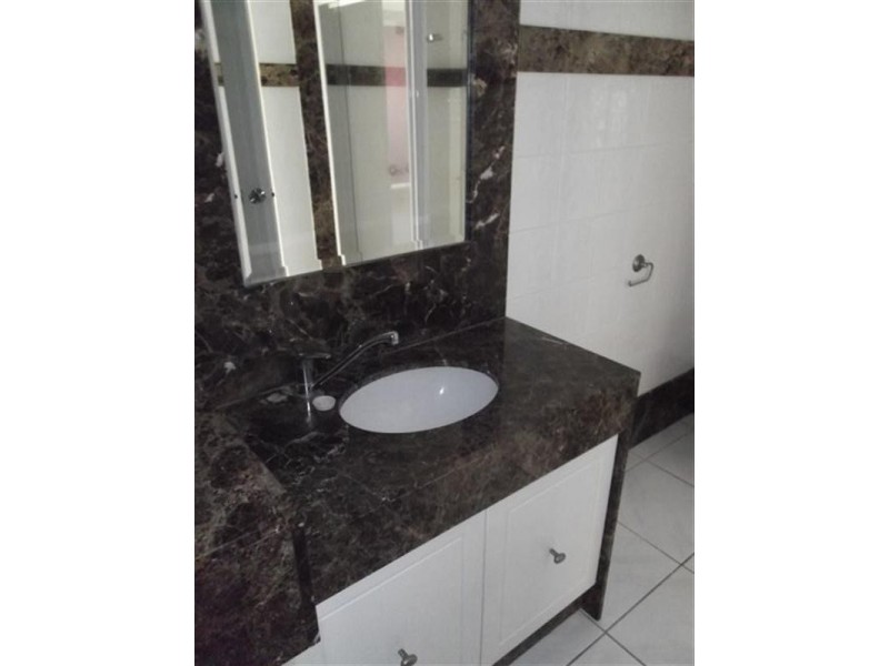 9/9 Bradford Street, Labrador QLD 4215