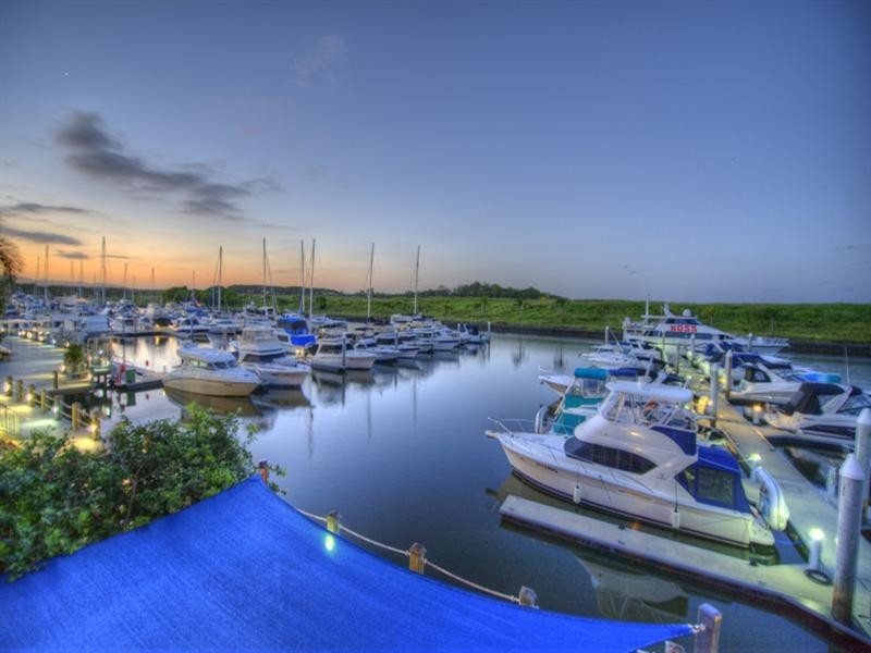 69 John Lund Drive, Hope Island QLD 4212