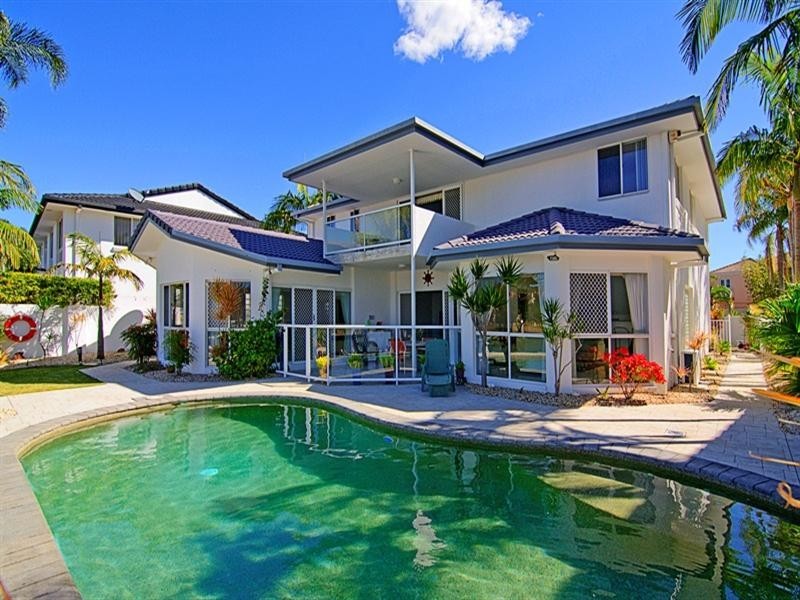 28 Sundance Way, Runaway Bay QLD 4216