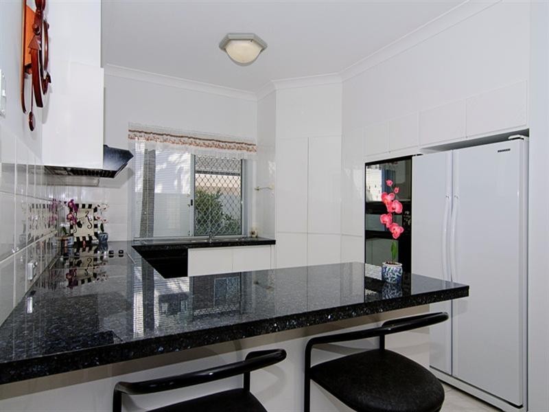 28 Sundance Way, Runaway Bay QLD 4216