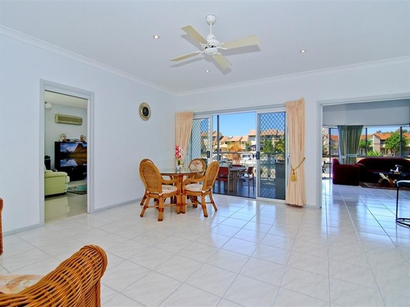 28 Sundance Way, Runaway Bay QLD 4216