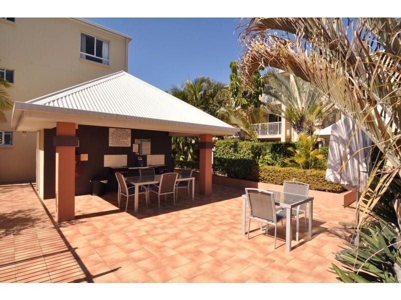 42/11-19 Taylor Street, Biggera Waters QLD 4216