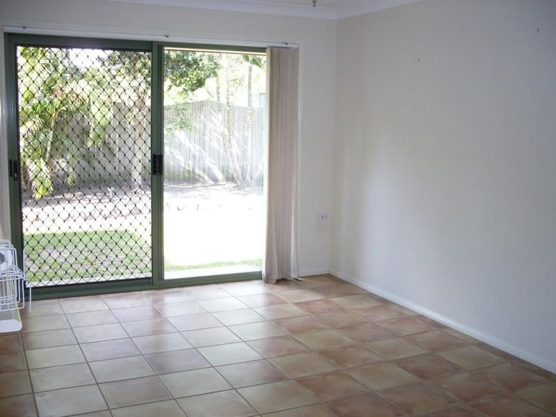 38 Davis Cup Court, Oxenford QLD 4210