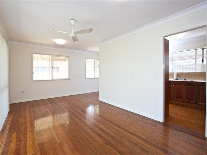 12 Ashton Street, Labrador QLD 4215