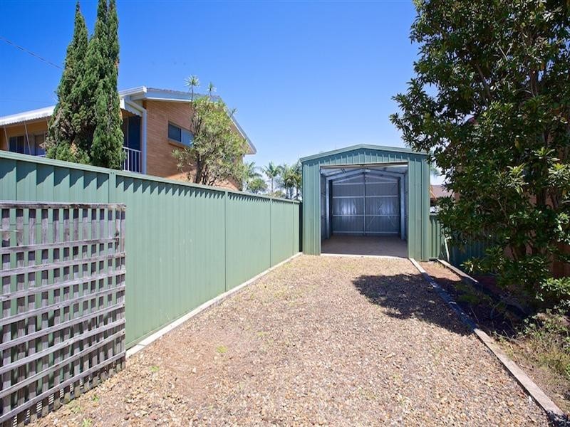 12 Ashton Street, Labrador QLD 4215