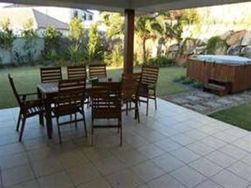 73 Coachwood Drive, Molendinar QLD 4214