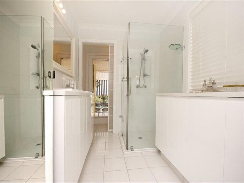 30 Cockleshell Court, Runaway Bay QLD 4216
