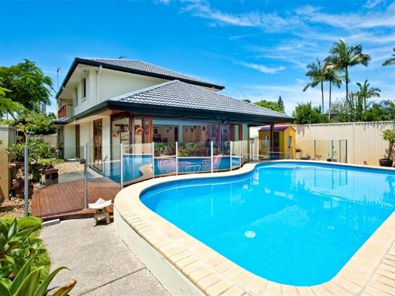 72 Broadwater Street, Runaway Bay QLD 4216