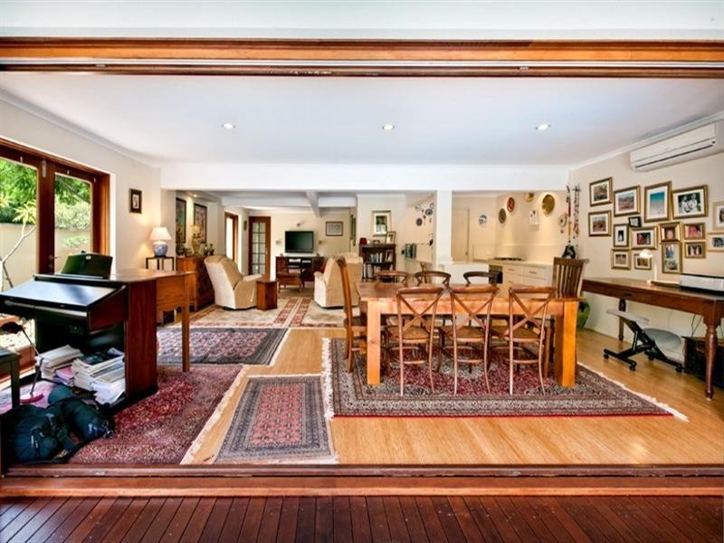 72 Broadwater Street, Runaway Bay QLD 4216