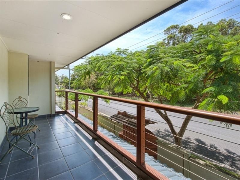 72 Broadwater Street, Runaway Bay QLD 4216