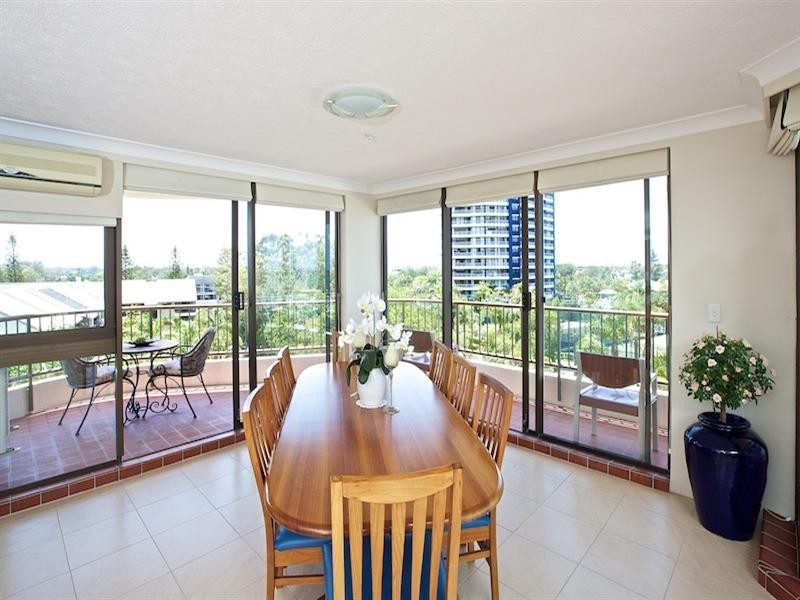 37/9 Bayview Street, Runaway Bay QLD 4216