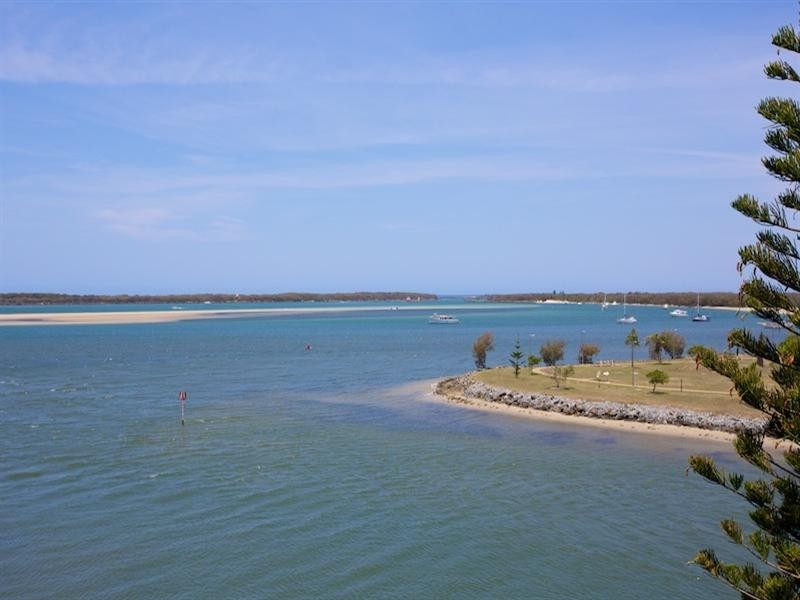 37/9 Bayview Street, Runaway Bay QLD 4216
