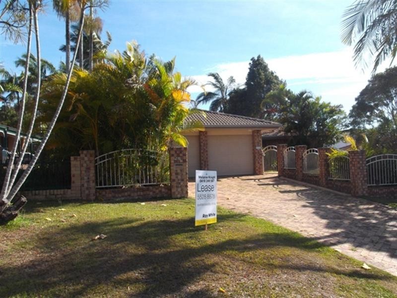 28 Akoonah Street, Hope Island QLD 4212