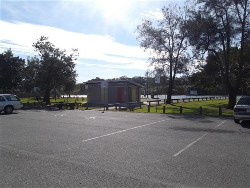 28 Akoonah Street, Hope Island QLD 4212