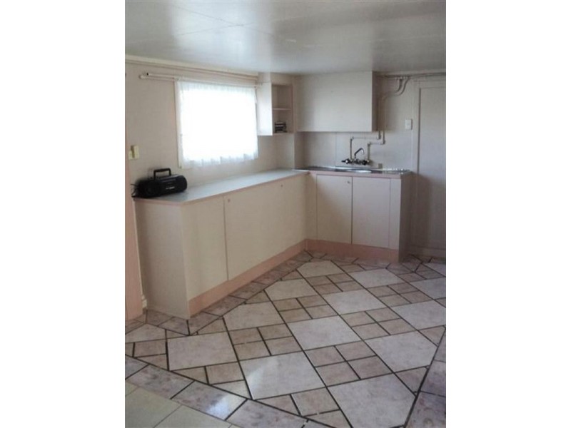 9 Central Street, Labrador QLD 4215