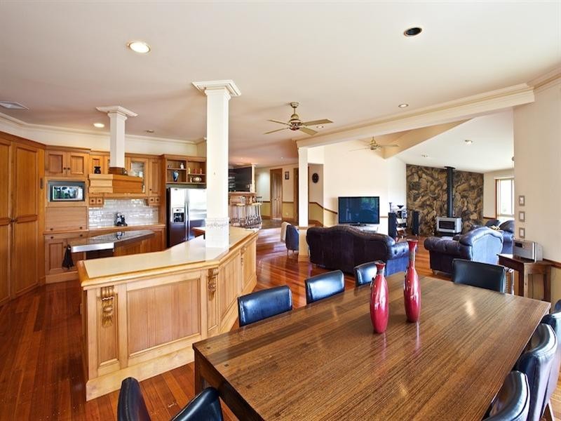 1 Bosun Parade, Ashmore QLD 4214