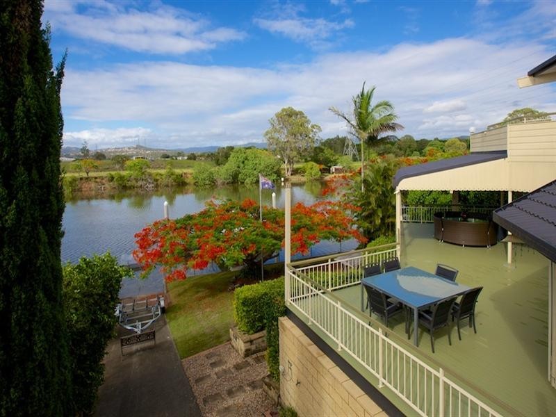 1 Bosun Parade, Ashmore QLD 4214