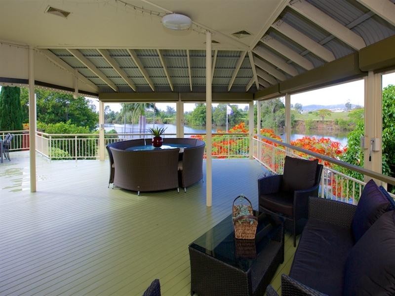 1 Bosun Parade, Ashmore QLD 4214