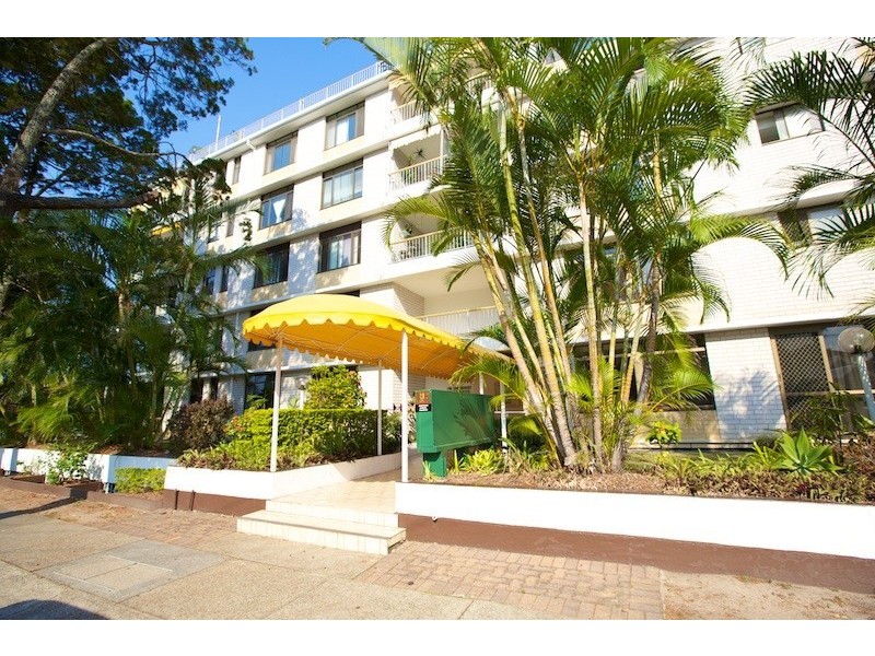 304/65 Bauer Street, Southport QLD 4215