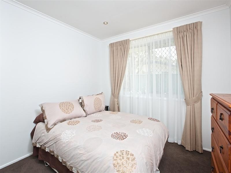 14 Deagon Drive, Runaway Bay QLD 4216