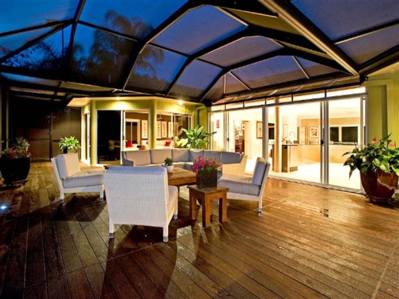 18-20 Nirvana Court, Runaway Bay QLD 4216