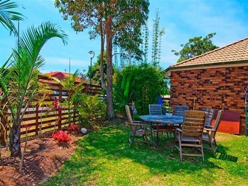 16 Matisse Court, Coombabah QLD 4216