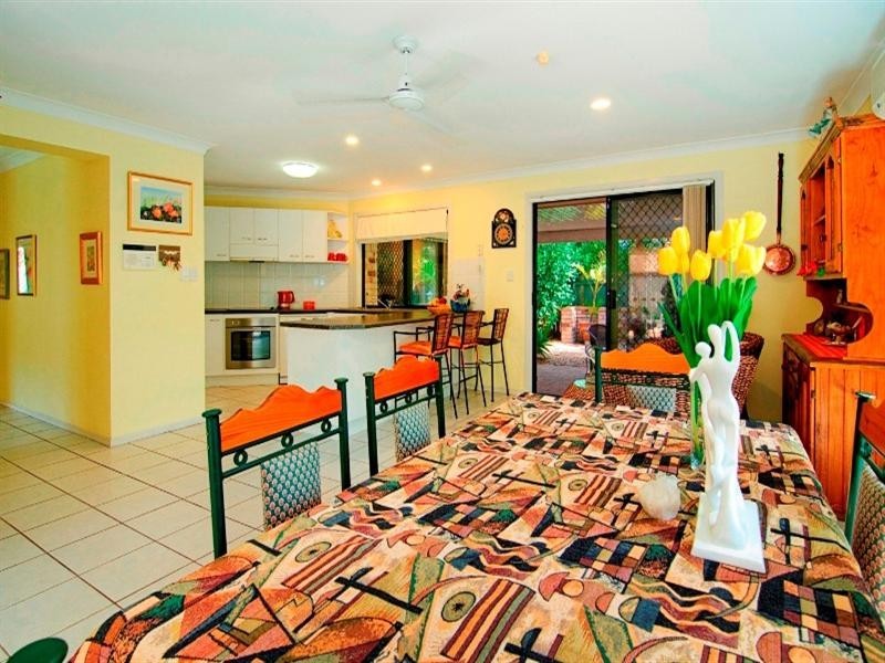 10 Thyme Court, Runaway Bay QLD 4216