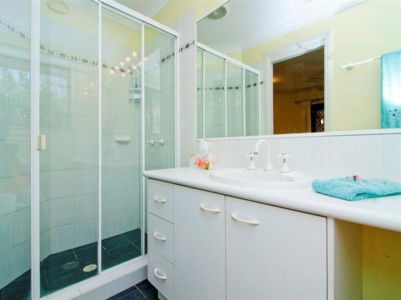 10 Thyme Court, Runaway Bay QLD 4216