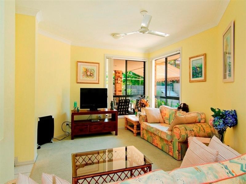 10 Thyme Court, Runaway Bay QLD 4216