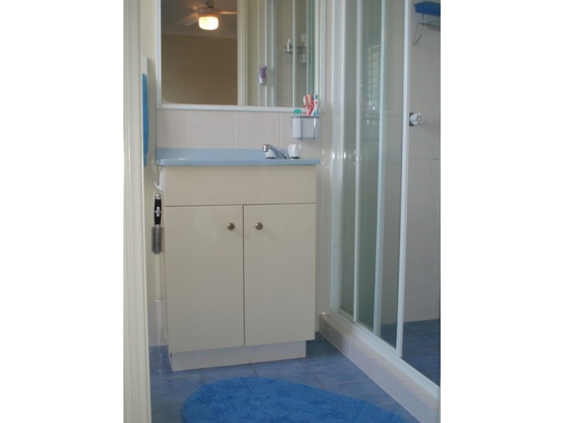 13/103 Frank Street, Labrador QLD 4215