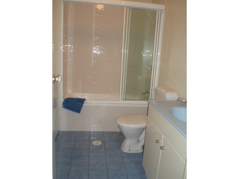 13/103 Frank Street, Labrador QLD 4215