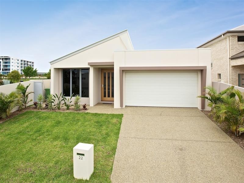 22 South Quay Drive, Biggera Waters QLD 4216