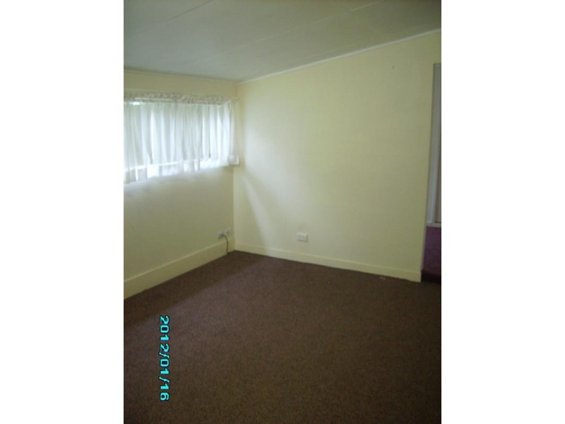 50 Jacaranda Avenue, Hollywell QLD 4216