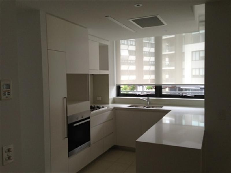 2305/1 Marina Promenade, Paradise Point QLD 4216