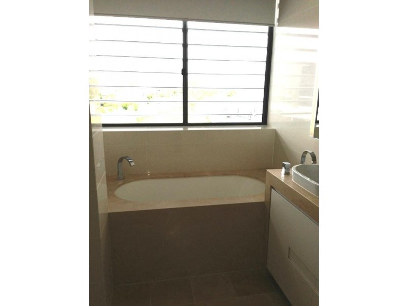 6106/6 Marina Promenade, Paradise Point QLD 4216