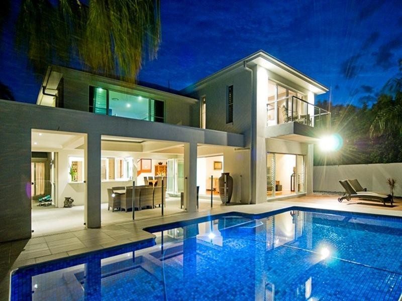 152 Sundance Way, Runaway Bay QLD 4216