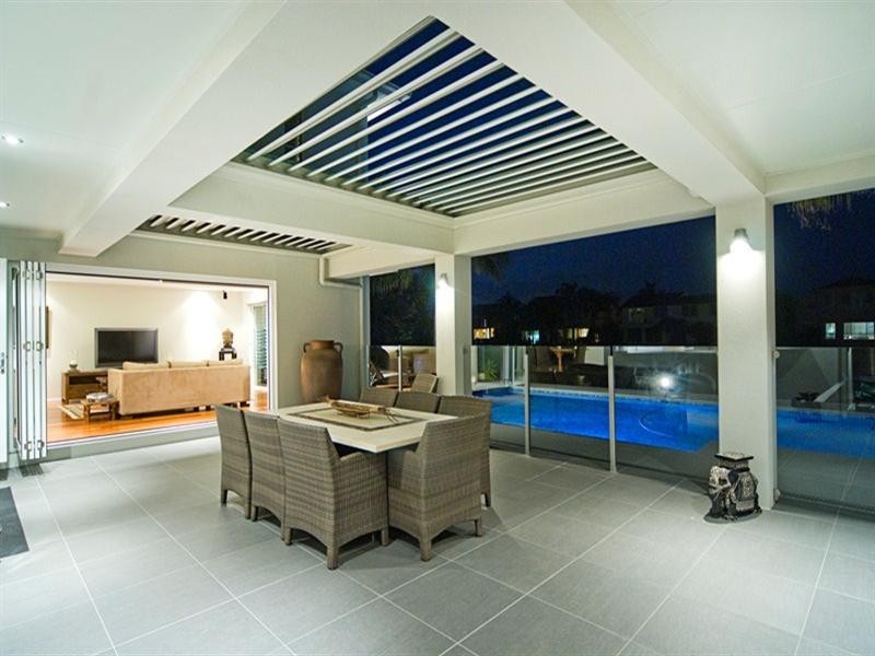 152 Sundance Way, Runaway Bay QLD 4216