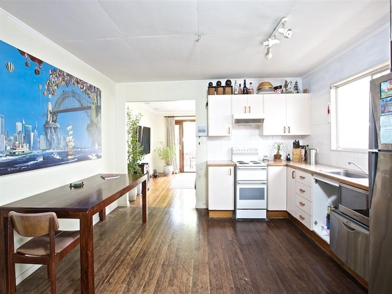 38 Sydney Street, Labrador QLD 4215