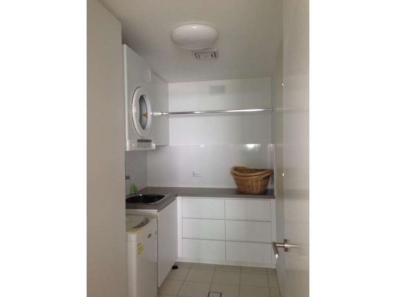 7528 Springfield Drive, Hope Island QLD 4212