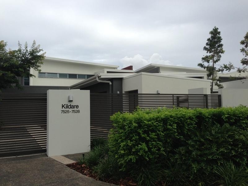 7528 Springfield Drive, Hope Island QLD 4212