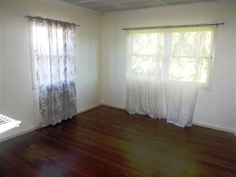 6 Nemara Street, Biggera Waters QLD 4216