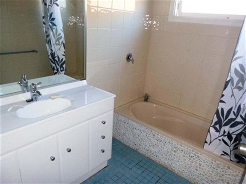 6 Nemara Street, Biggera Waters QLD 4216