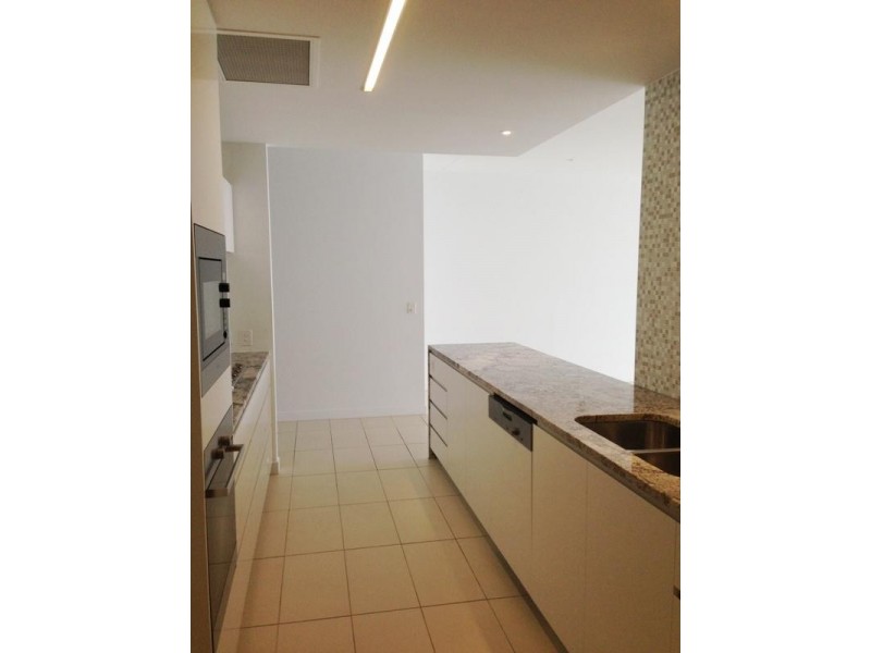 3307/4 Marina Promenade, Paradise Point QLD 4216