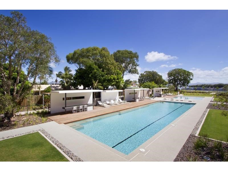 1302/1 Sunset Avenue, Paradise Point QLD 4216
