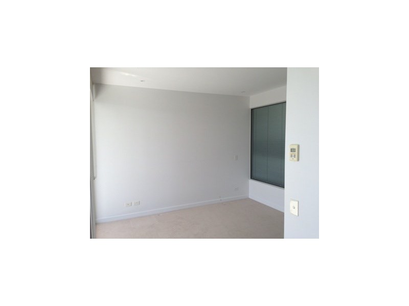 1302/1 Sunset Avenue, Paradise Point QLD 4216